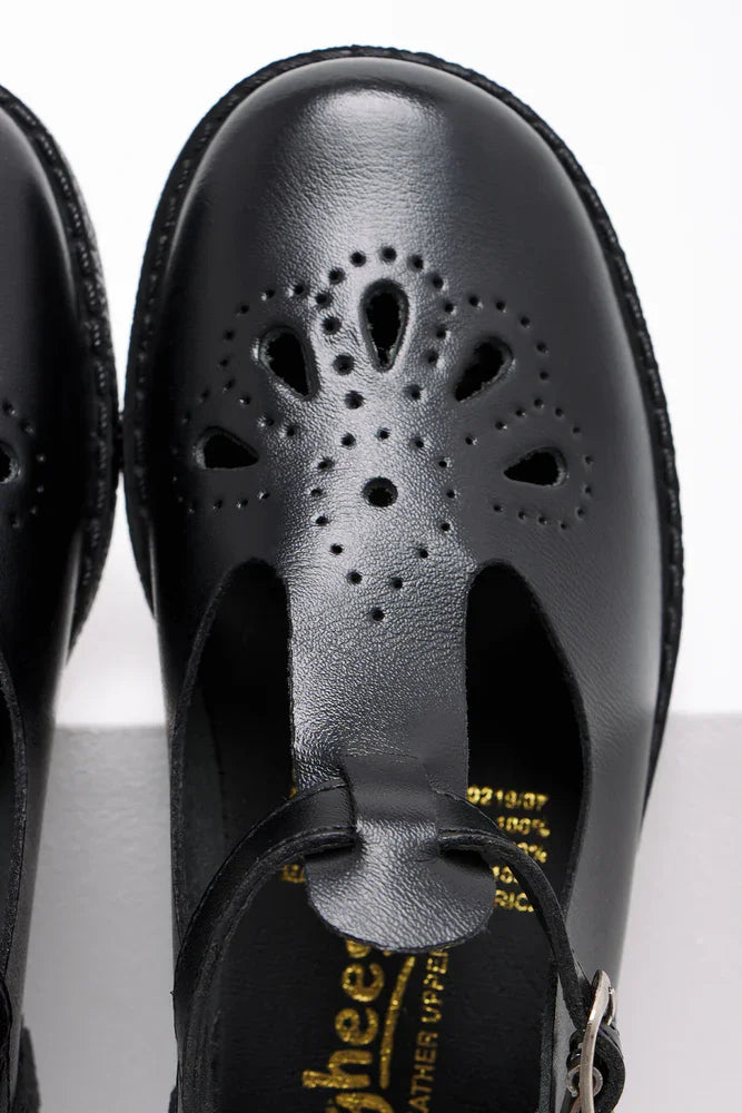 Pre Girls Shoes Black Toughees (6)