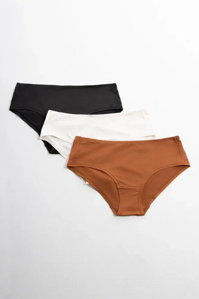 3 Pack Panties Black, White And Natural (4)
