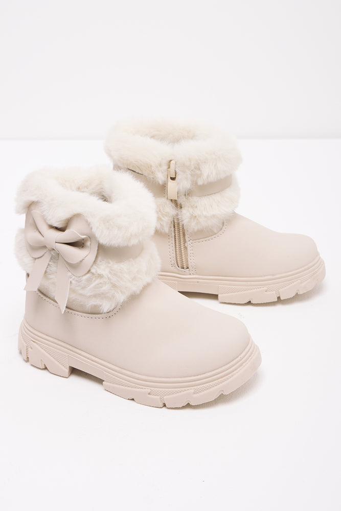 Kids white fur boots top