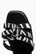Circle Trim Sandal Black & White (4)