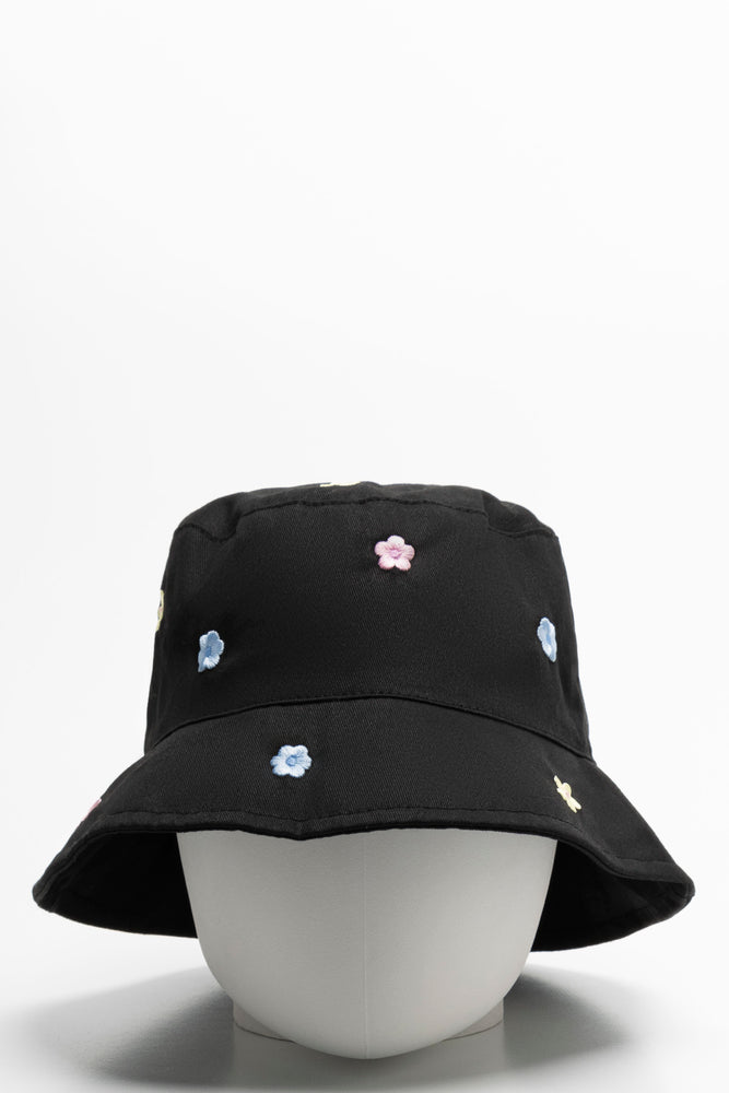 Black and white floral bucket hat new arrivals
