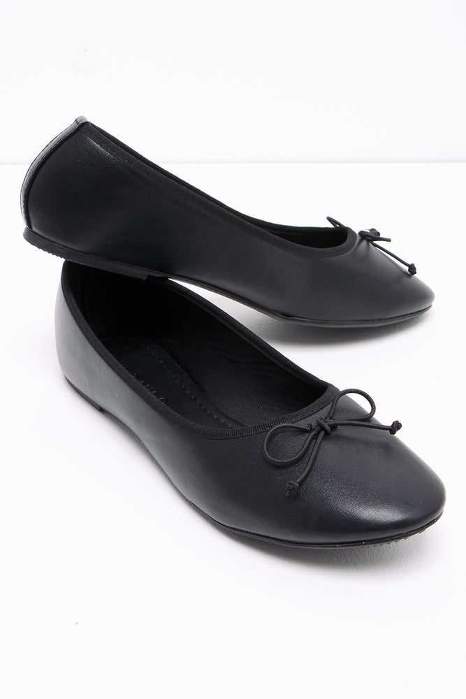 Plain black pumps womens online