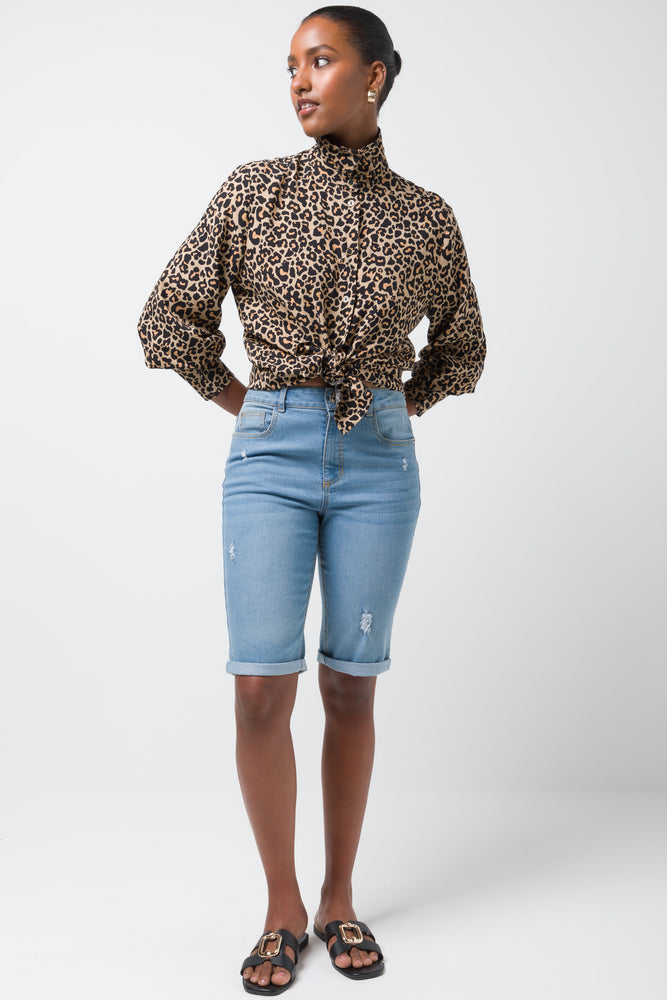 Light blue bermuda shorts online