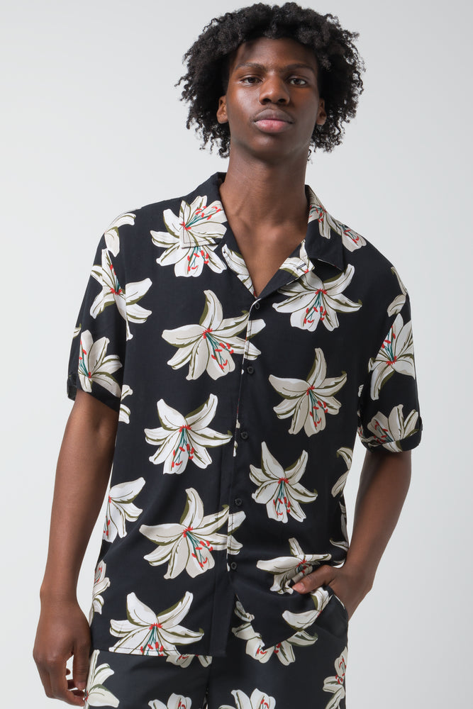 Flower Short Sleeve Shirt Black Tops T-Shirts Ackermans