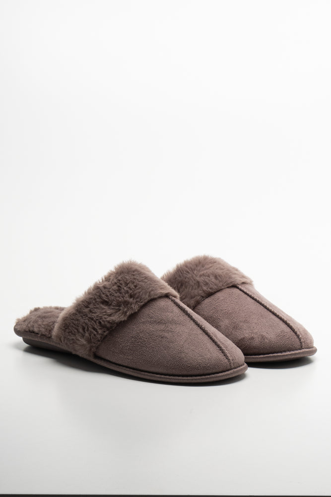Seam Slipper Brown