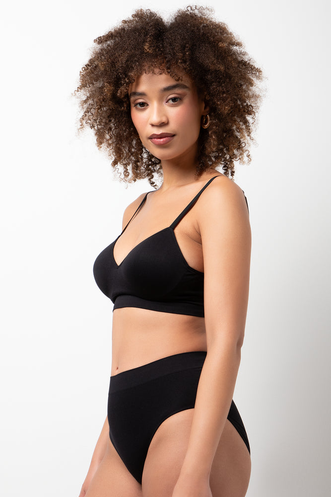 3 Pack Seam Free Brief Panties (2)