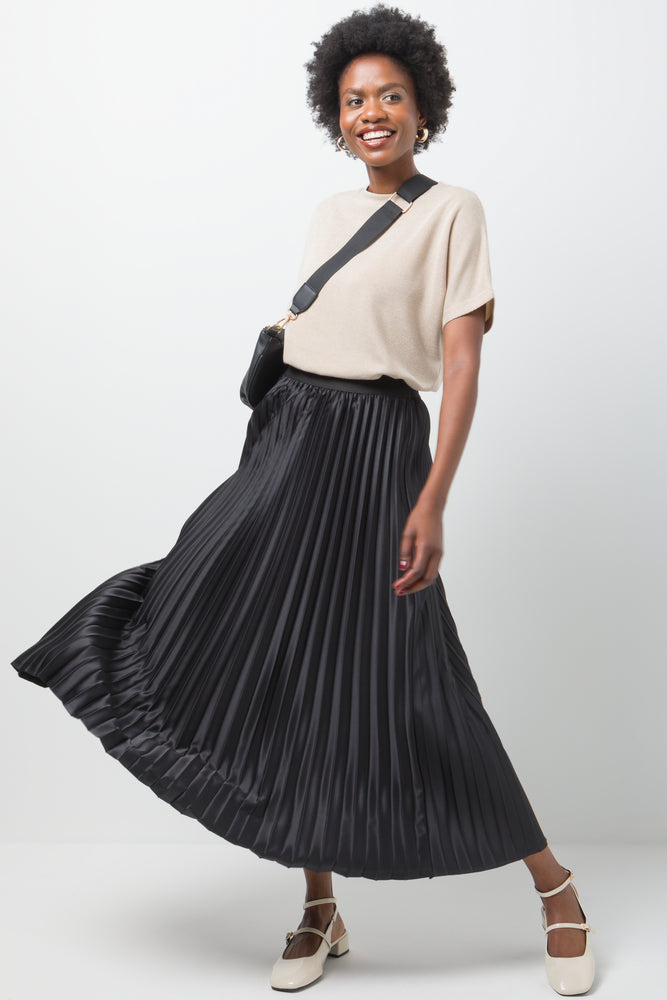Satin Maxi Pleated Skirt Black Shorts Skirts Ackermans