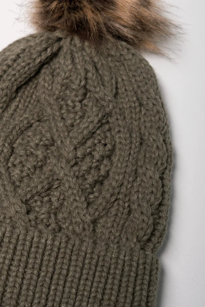 Faux Fur Pom Pom Chunky Knit Beanie Green