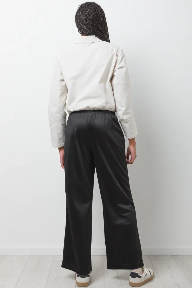 Wide Leg Joggers Black (3)