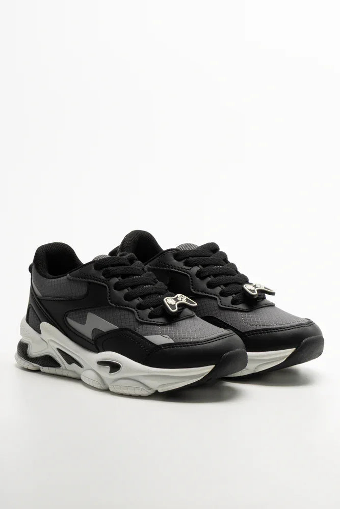 Trainer Black