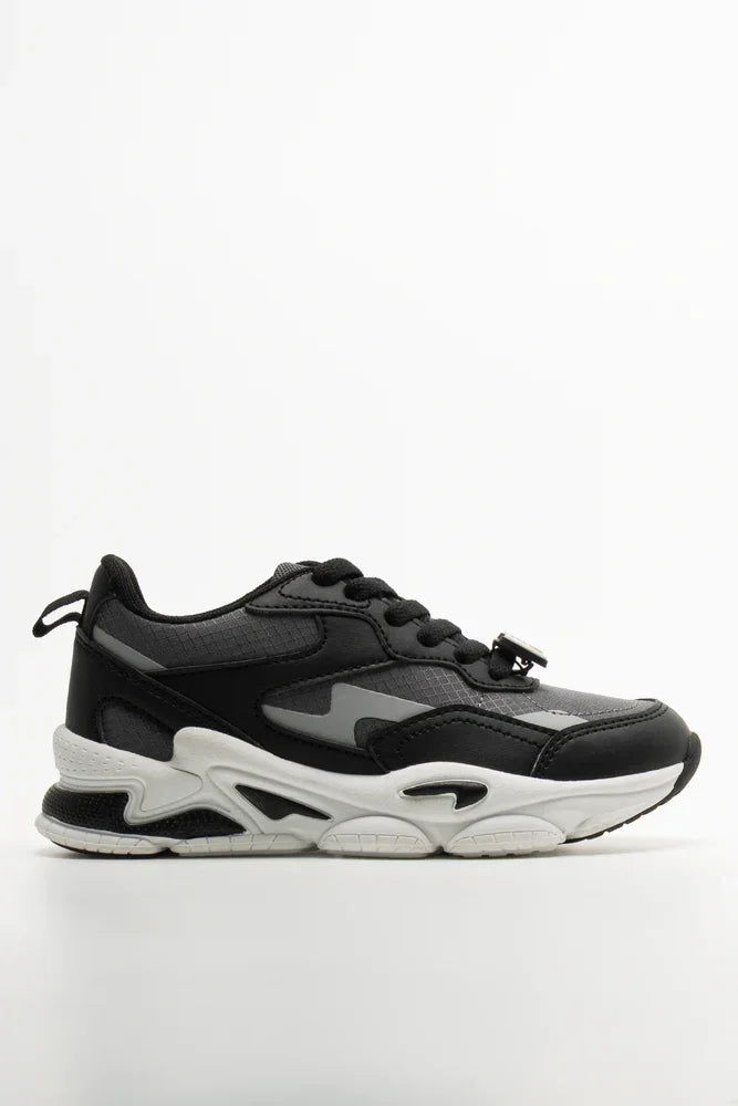 Trainer Black