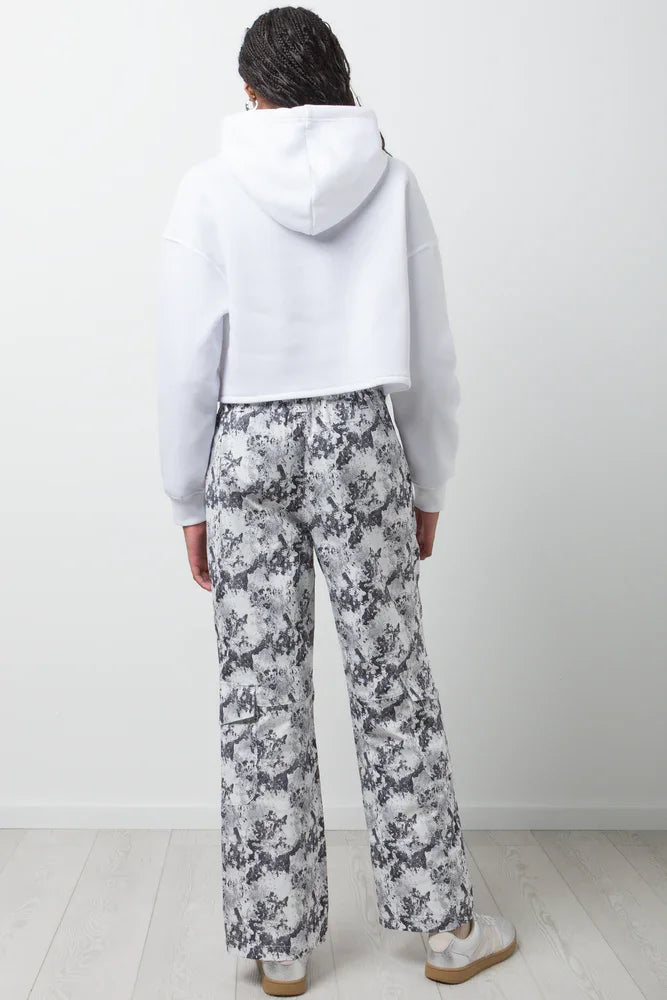 Crop Hoodie White (2)