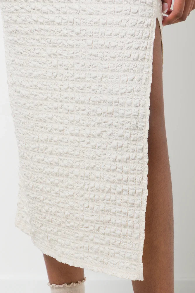 Textured Column Skirt Natural (4)