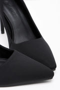 Heel Court Shoe Black (2)