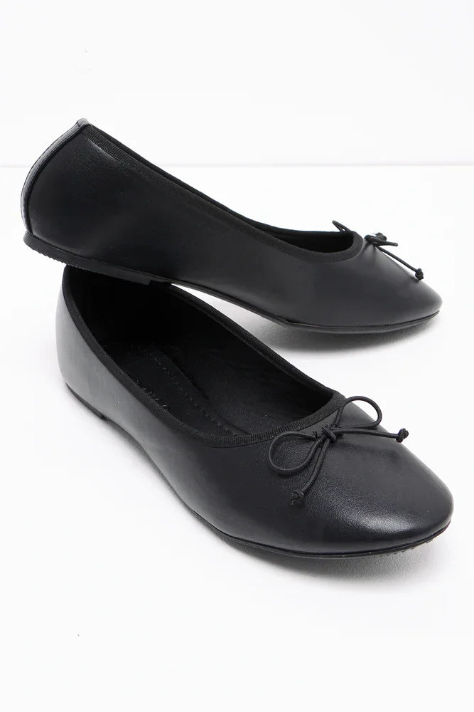 Pump Black