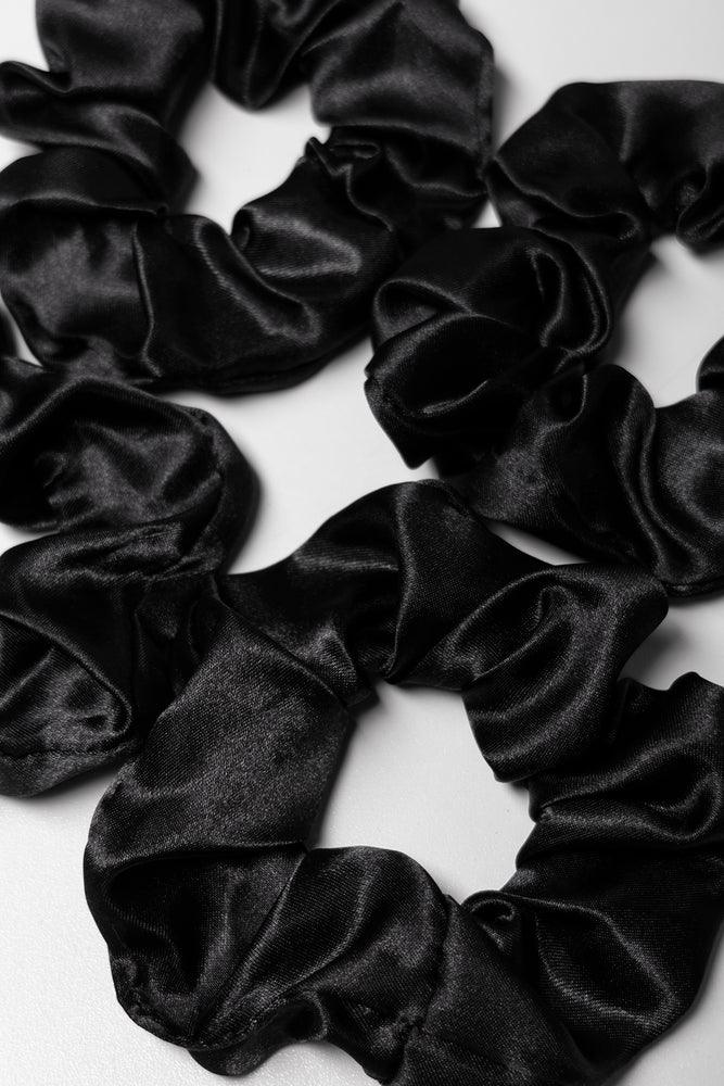 4 Pack Silky Scrunchies Black