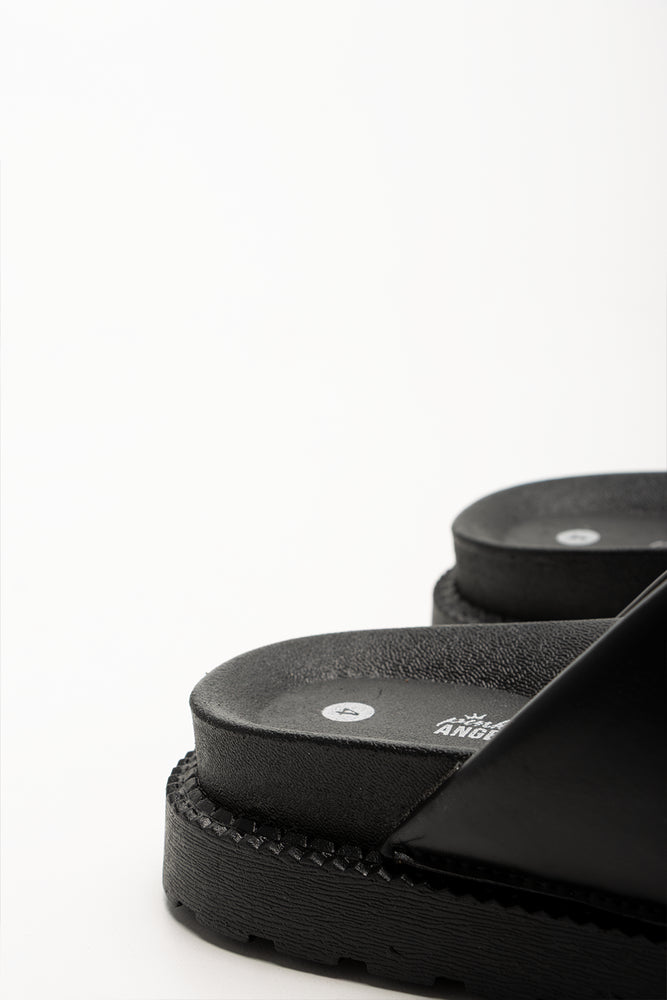 Padded Cross Strap Sandals Black (3)
