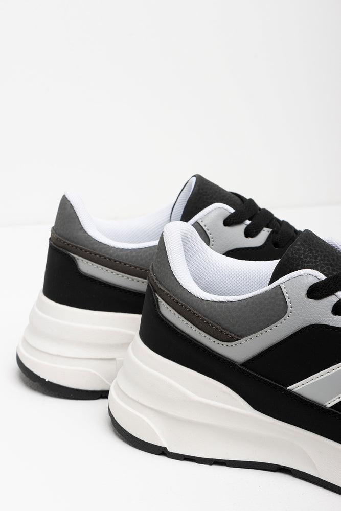 Retro Trainer Black (3)
