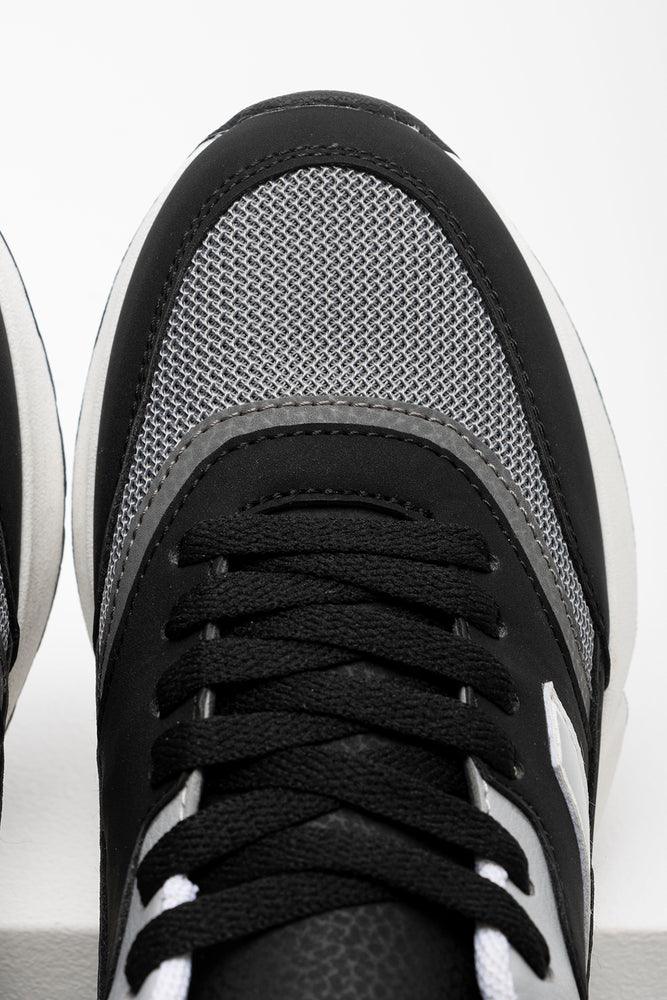 Retro Trainer Black (4)