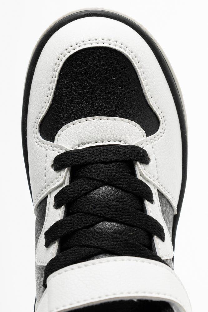 High Top Skate Sneaker Black (4)