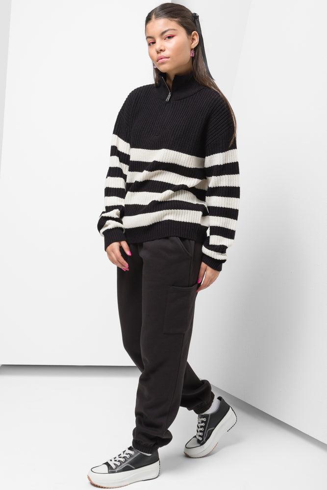 Cargo Trackpants Black (1)