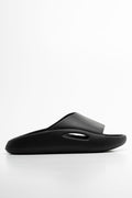 Moulded Slide Black (1)