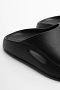 Moulded Slide Black (3)