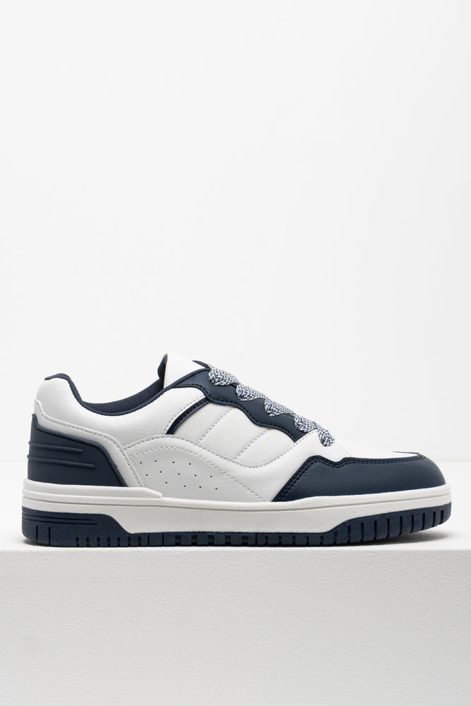 Skate Sneaker White