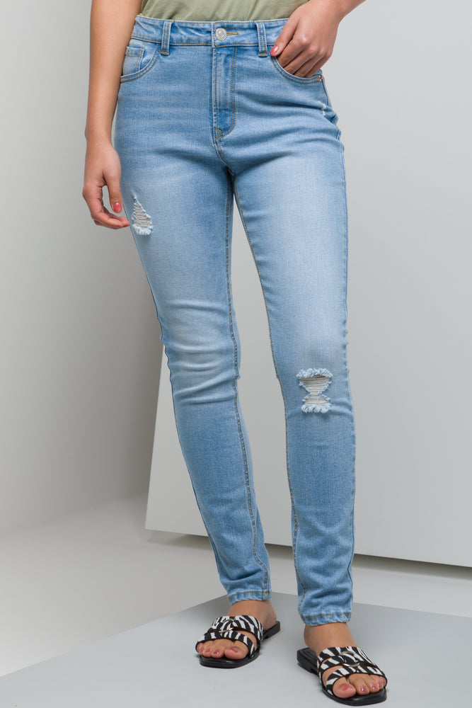Distressed Skinny Jean Light Blue (1)