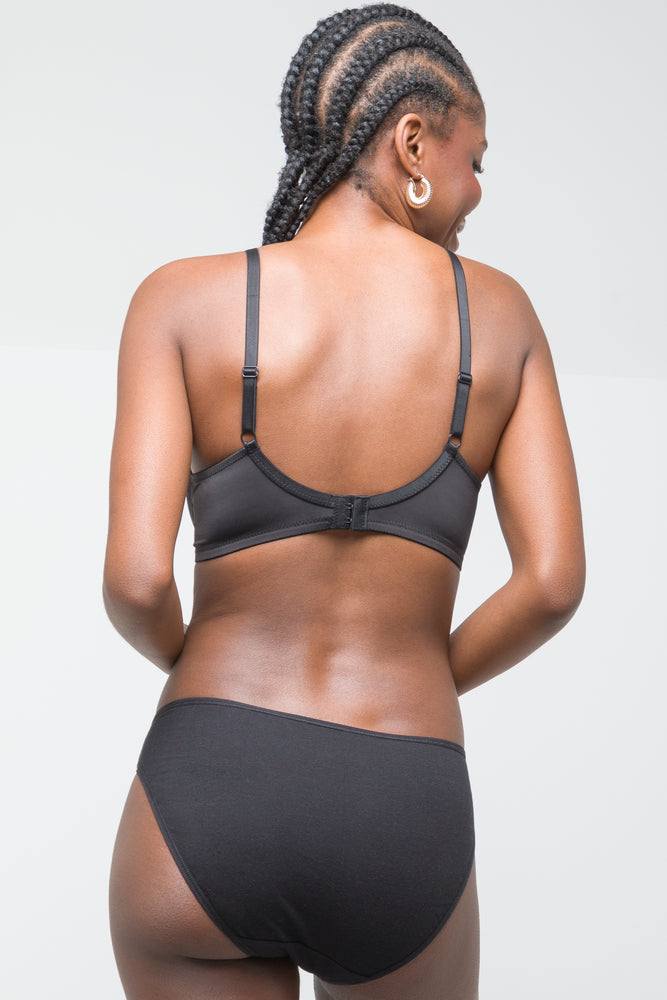 T-Shirt Bra Black (3)