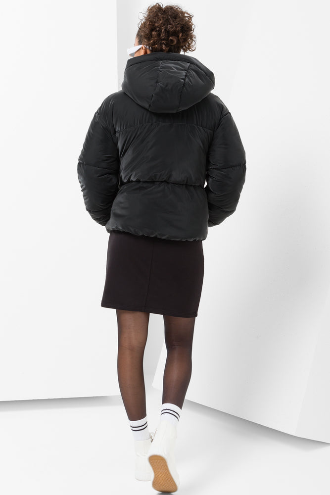 Hooded Puffer Jacket Black (2)