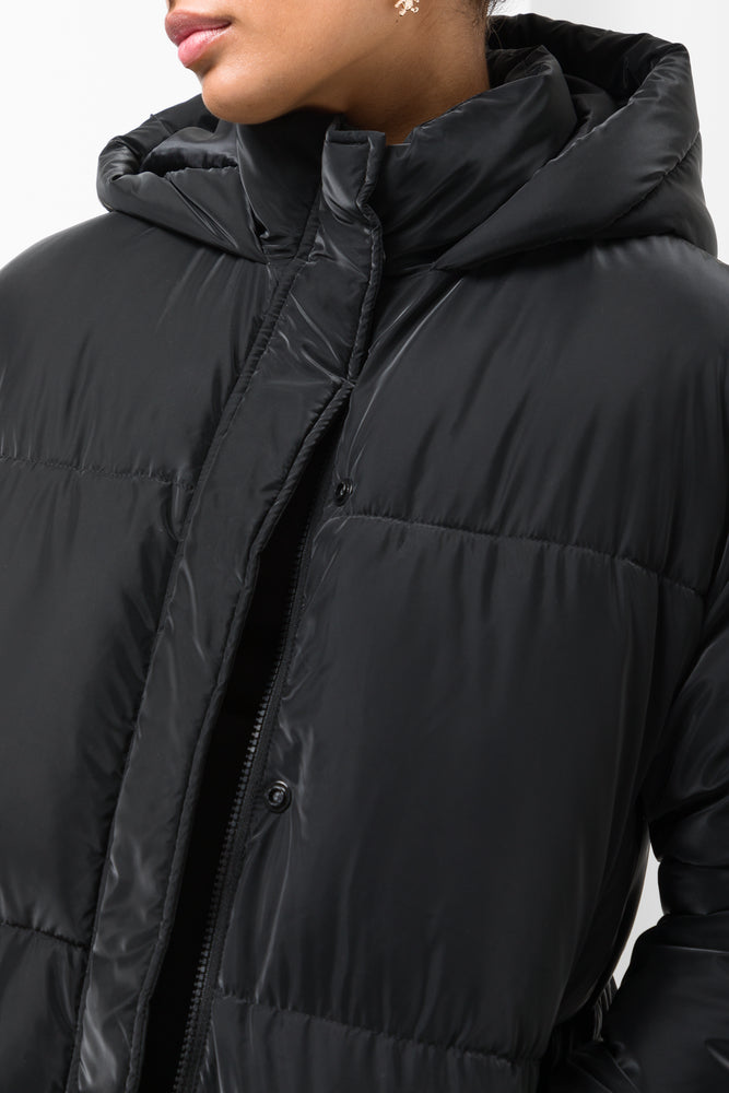 Hooded Puffer Jacket Black (3)