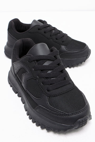 Retro Trainer Black