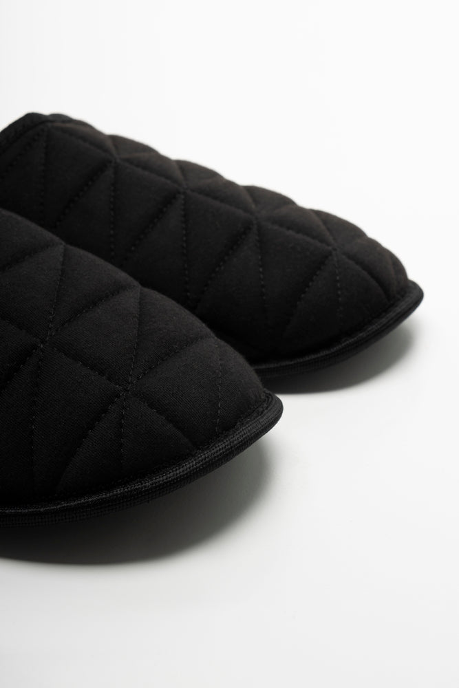 Slipper Black (3)