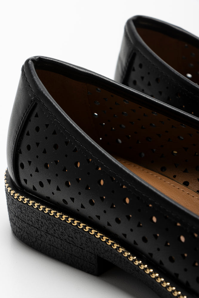 Cut Out Tassel Loafer Black (3)