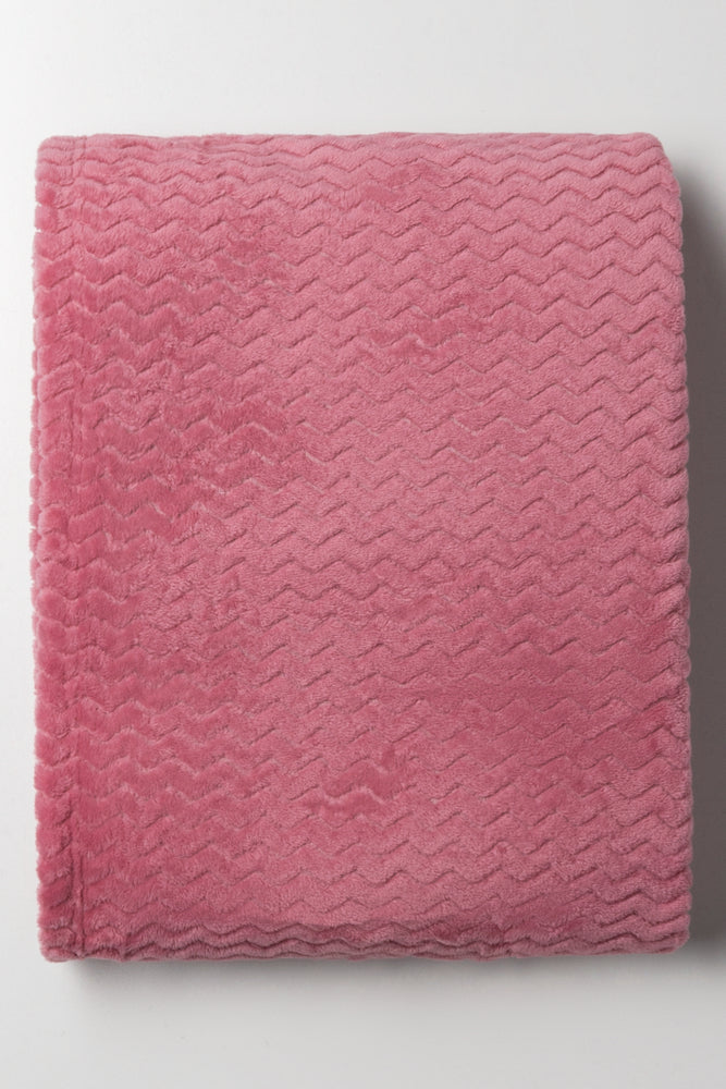Small Textured Throw Pink