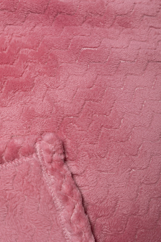 Small Textured Throw Pink
