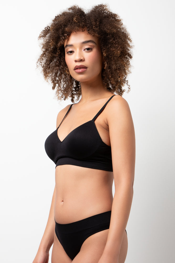 3 Pack Seamfree Brazilian Panties Black And Grey (2)