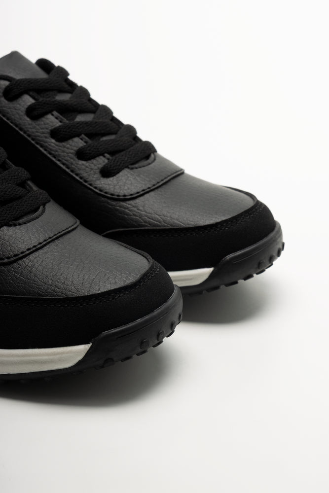Rugged Retro Trainers Black (2)