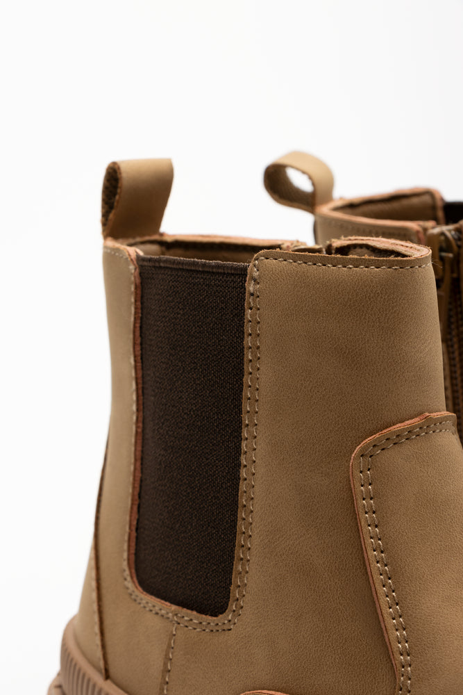 Chelsea Boots Tan (3)