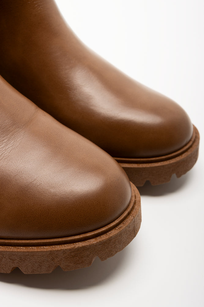 Chelsea Boots Tan (2)