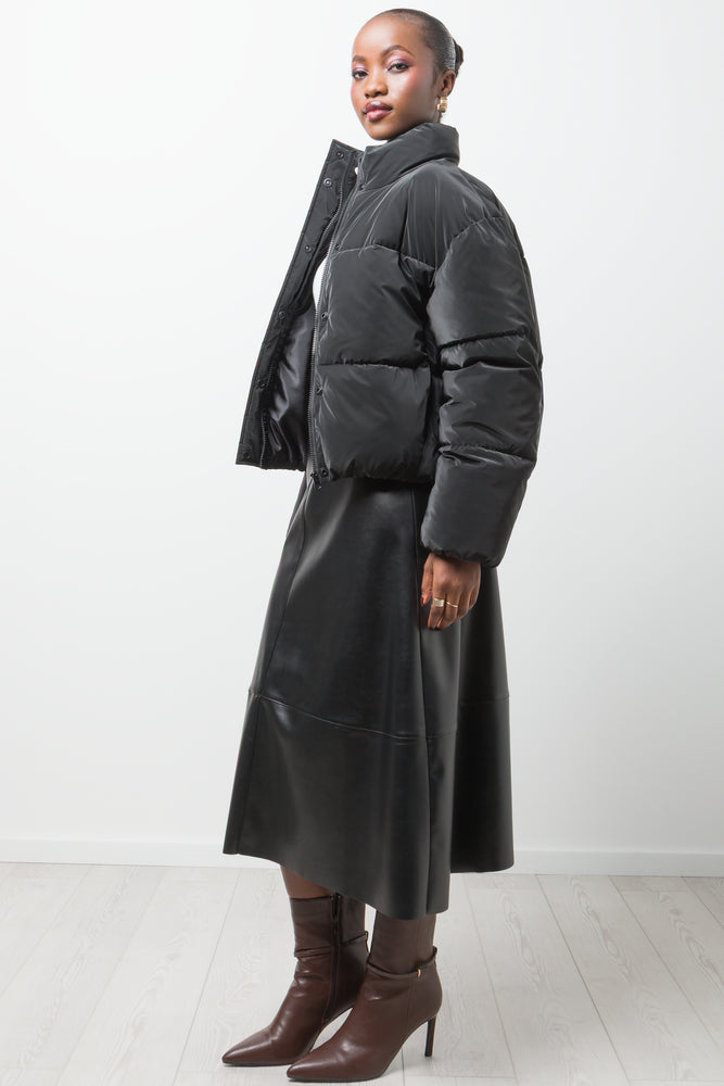 Coated Crop Puffer Jacket Black (1)