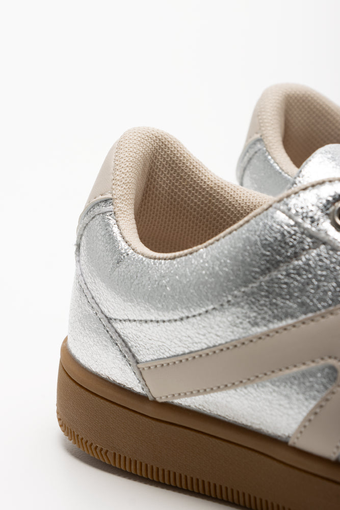 Retro Sneakers Silver (3)