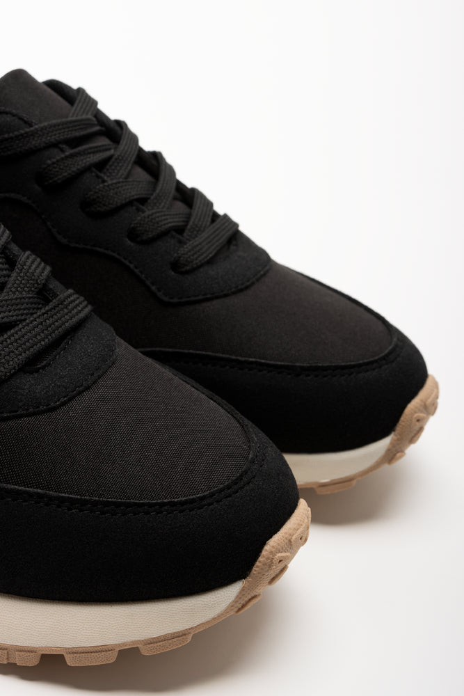 Animal Trainers Black (2)