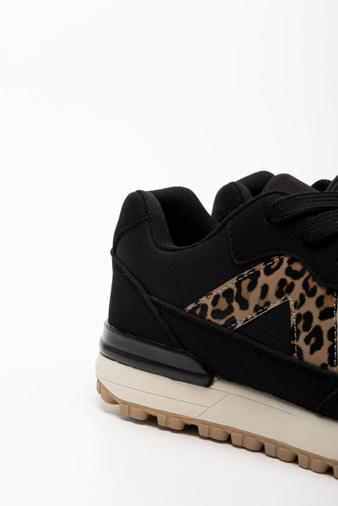 Animal Trainers Black (3)