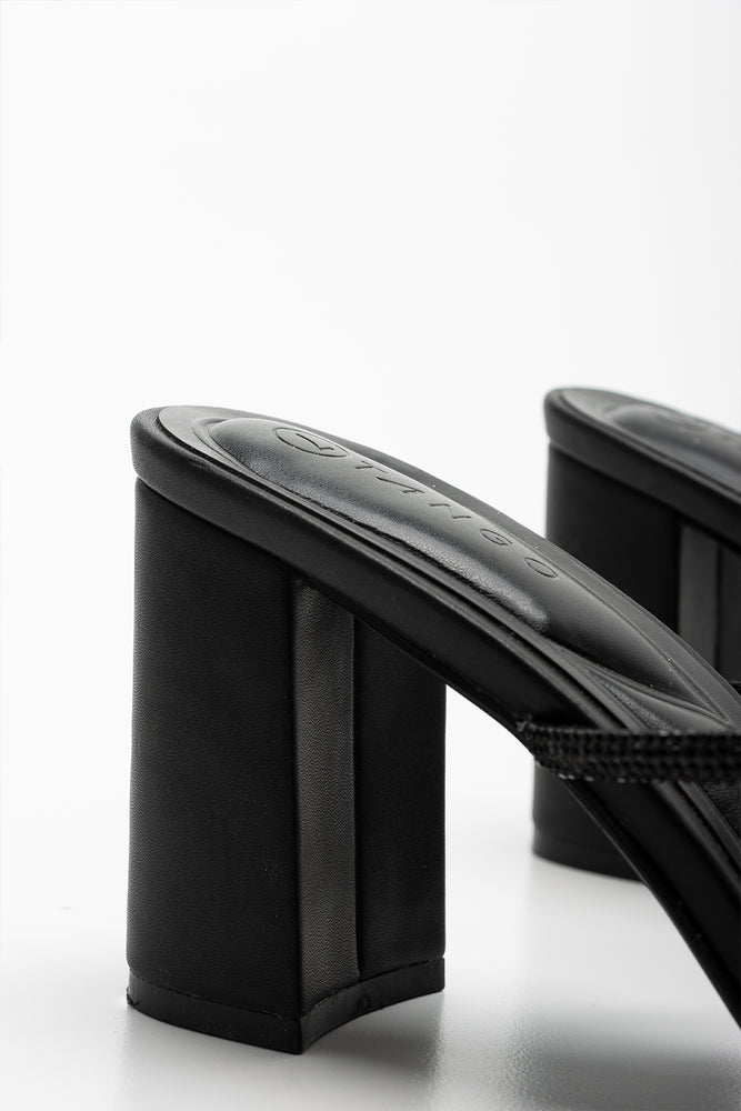 Strappy Heel Sandal Black (3)