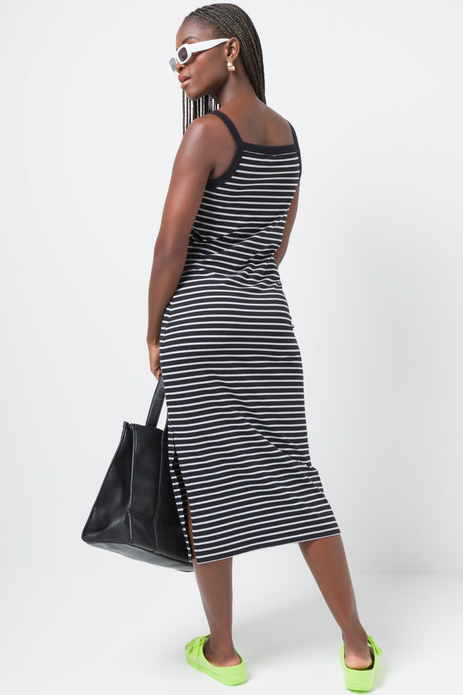 Stripe Bodycon Dress Black And White (2)