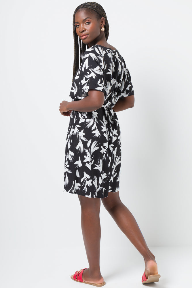 Belted Boatneck Shift Dress Black (2)