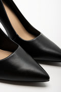 Block Heel Court Shoe Black (2)