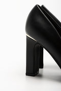 Block Heel Court Shoe Black (3)